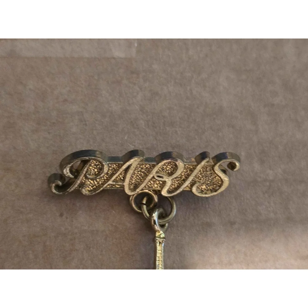 Vintage Gold Tone Paris Eiffel Tower Dangle Lapel Vest Hat Pin J31